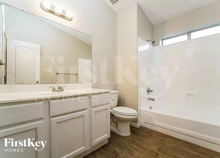 3620 W Bellewood Pl — Photo 12