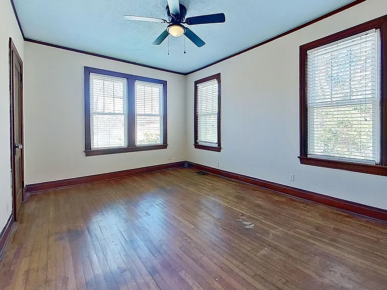 Landon Avenue 1244 — Photo 15