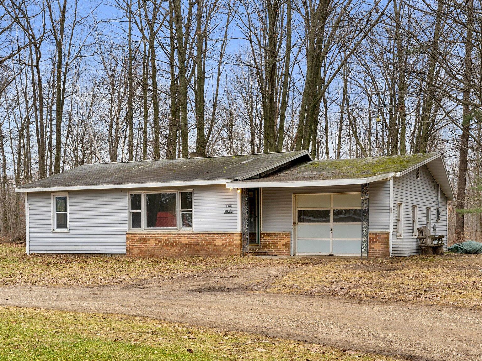 8904 Yoder Dr, Farwell, MI 48622 Zillow