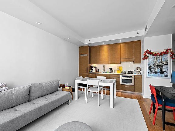 3rd image of 325 Lexington Ave APT 11E