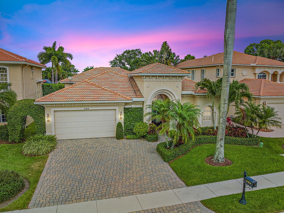 1st image of 102 Abondance Dr