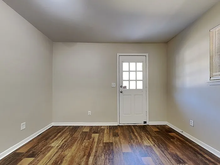 8238 Redwood Dr — Photo 10