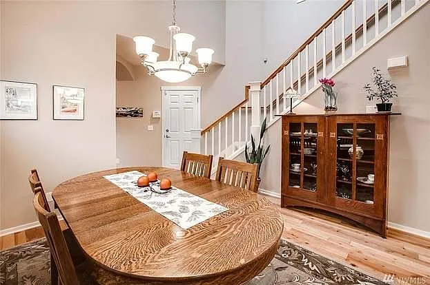 2527 NE Larchmount St — Photo 19