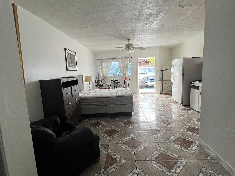 1st image of 2110 Cleveland St APT 1