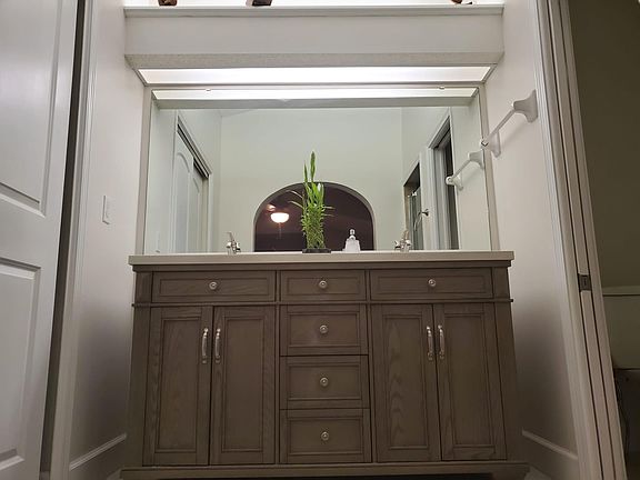 5th image of 7560 Glenn Abbey Pl