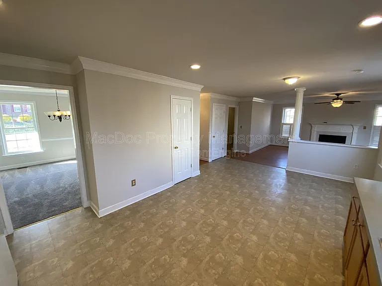 4106 Parapet Ct — Photo 11