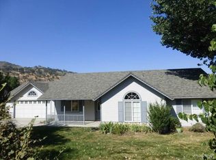 23541 Lakeview Dr, Tehachapi, CA 93561