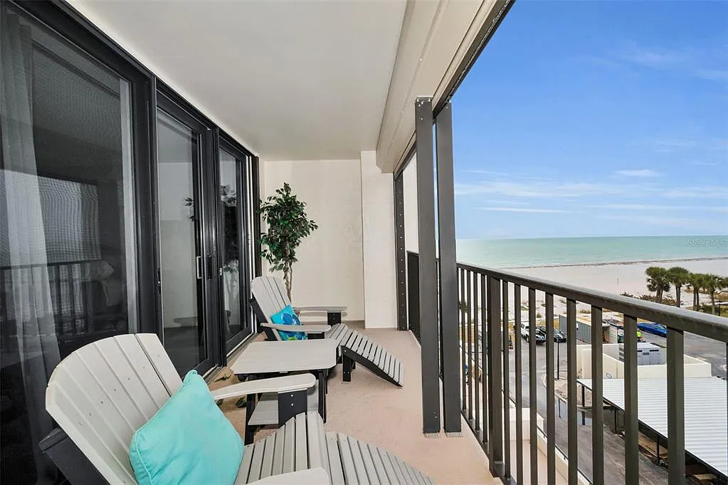 Building Photo - 1460 Gulf Blvd #506