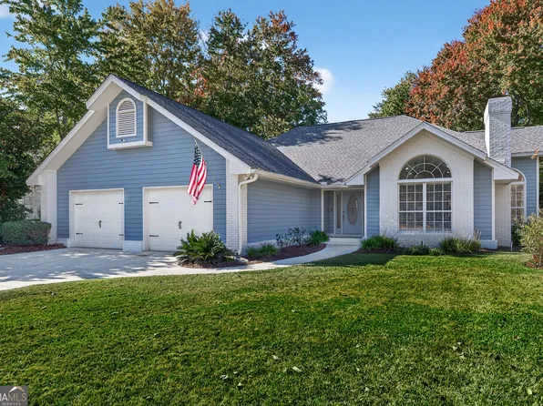 404 Morning Glory Rd, Saint Marys, GA 31558