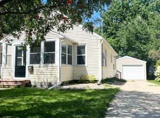 415 6th St NW, Rochester, MN 55901