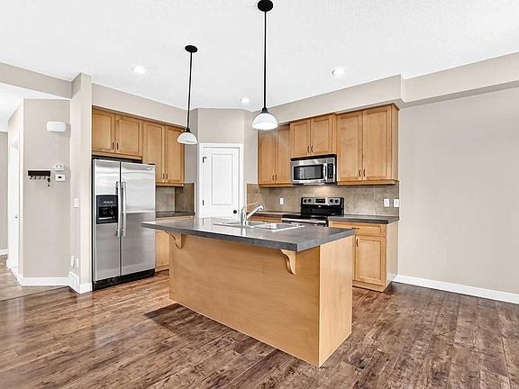 3rd image of 413 S River Ave #510