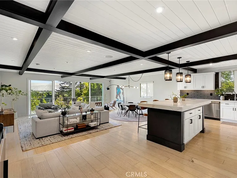 11661 Picturesque Dr — Photo 2