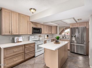 1551 E Florian Cir, Mesa, AZ 85204