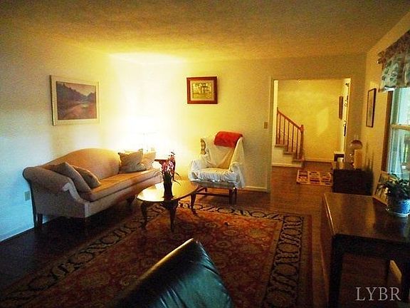 4th image of 1164 Jennings Dr