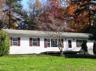 107 Copperhead Rd, Edinburg, VA 22824