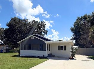 335 E Hoffman St, Lake Alfred, FL 33850