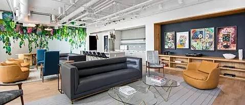 732 N Milwaukee Ave — Photo 25