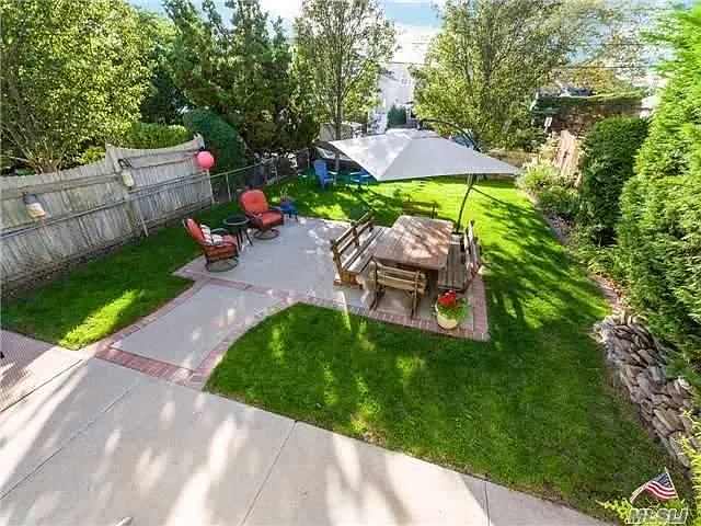 Hewlett Ave — Photo 4