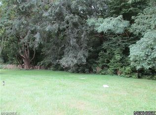 4564 Clague Rd, North Olmsted, OH 44070
