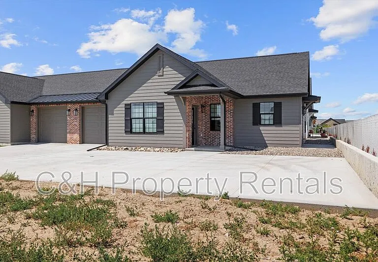 5421 Apple Rose Ln #1 — Photo 3