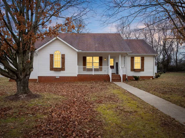 2335 Sawmill St, Murfreesboro, TN 37128