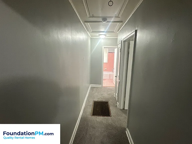 3326 Rosamond Ave — Photo 11