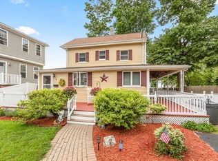 7 Wolcott Ter, Saugus, MA 01906