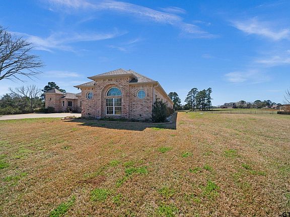 3rd image of 264 County Road 1431