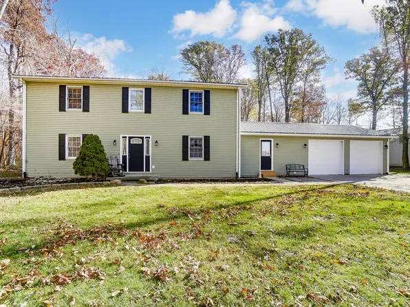 19518 Williams Rd, Wapakoneta, OH 45895