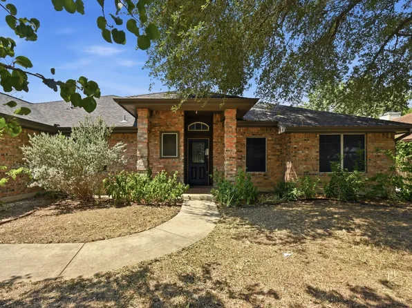 1068 Memorial Cir, New Braunfels, TX 78130