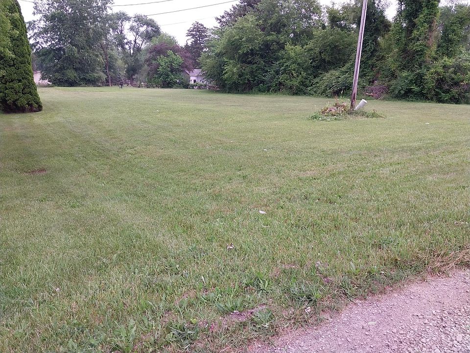 2nd image of 11560 S Dixie Hwy