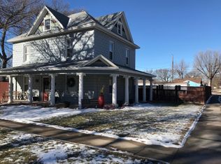1104 W 10th St, Grand Island, NE 68801