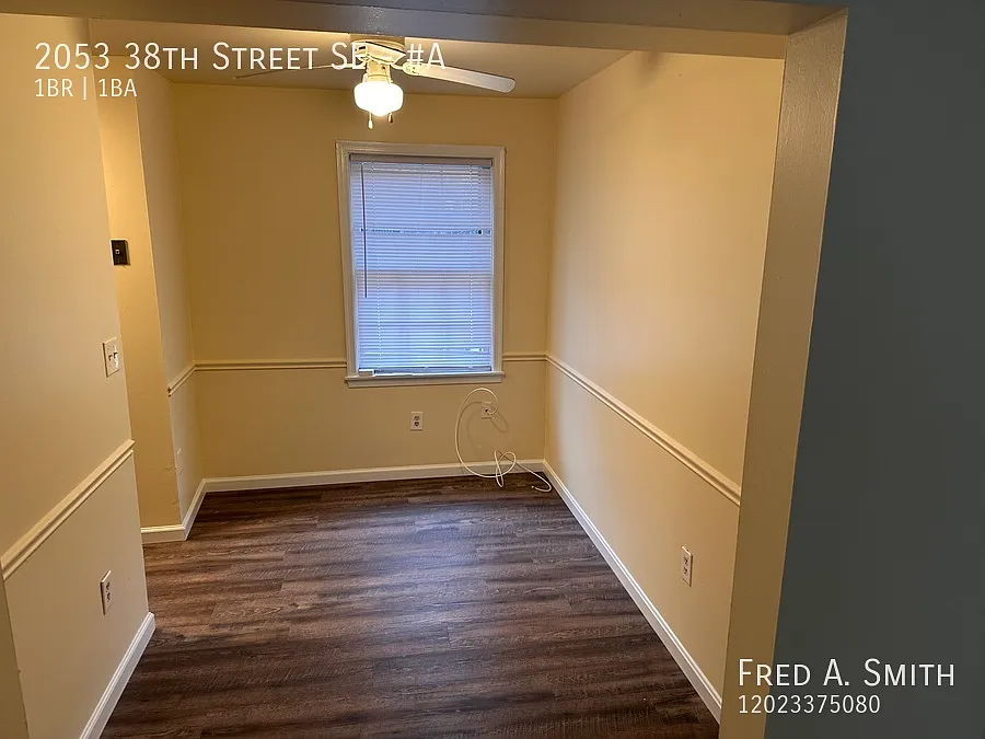 Beautiful 1BR Condo in Fairfax Village - Central Air/In-unit Laundry — Photo 4