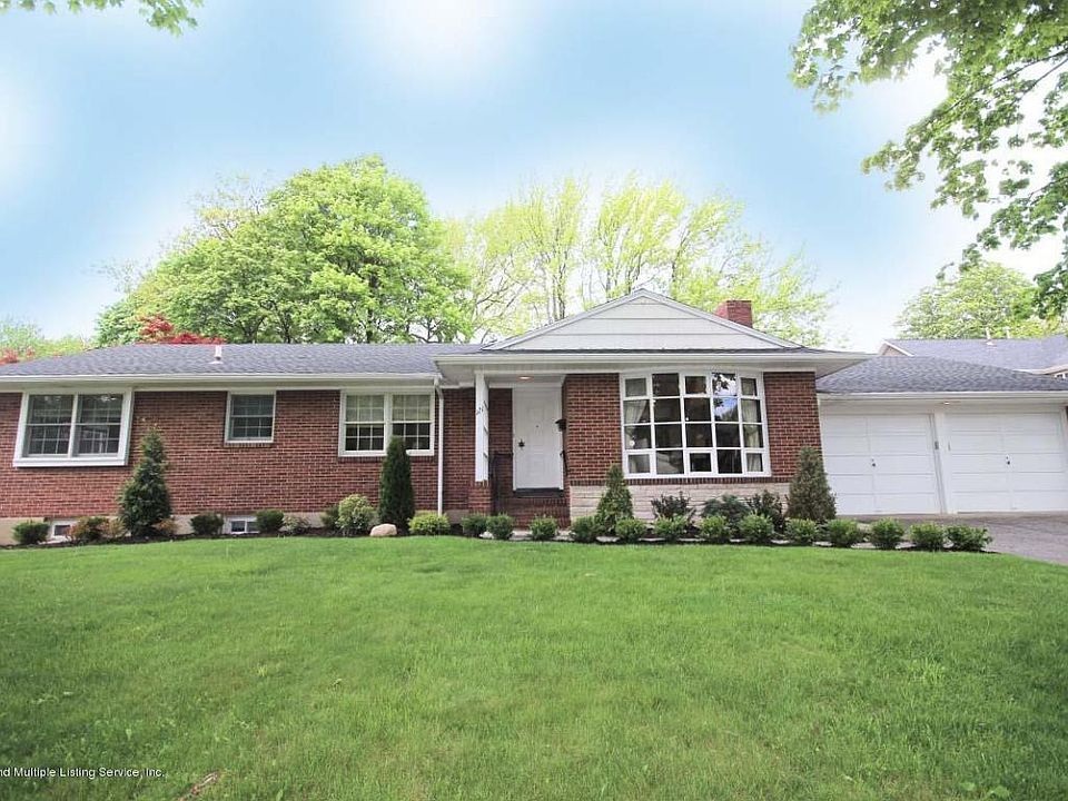 121 Grymes Hill Rd, Staten Island, NY 10301 Zillow