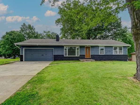 4407 S Phelps Rd, Independence, MO 64055