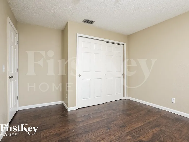 240 Donegal Ave — Photo 10