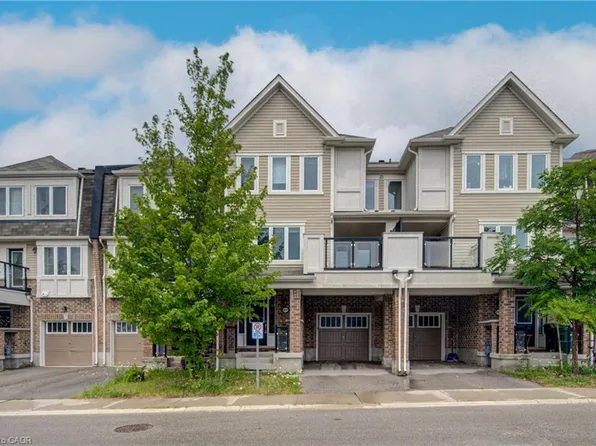 911 Apple Hill Ln, Kitchener, ON N2R 0L7