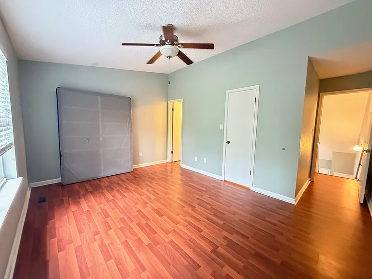 2259 Parrot Ln — Photo 9