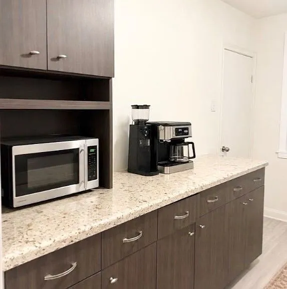 27 Highland Park Blvd — Photo 12