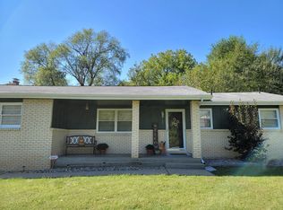 737 S Broadview Dr, Springfield, MO 65809