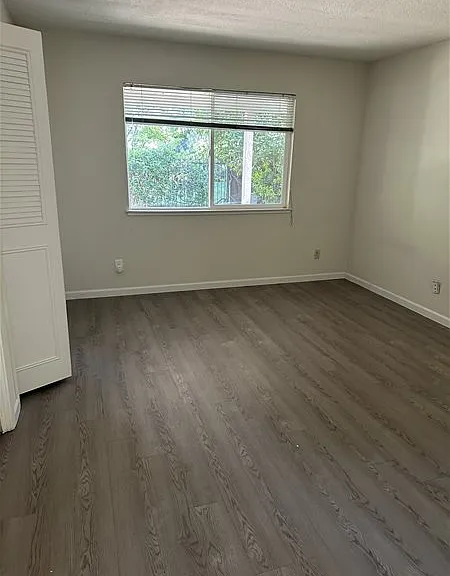 1826 Alameda Ave — Photo 11