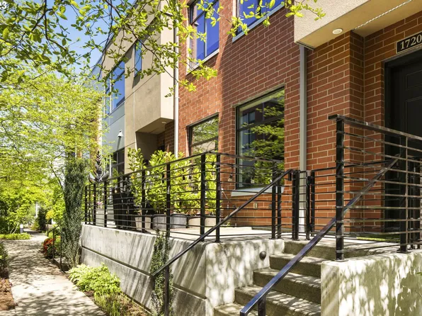 1720 NW Riverscape St, Portland, OR 97209