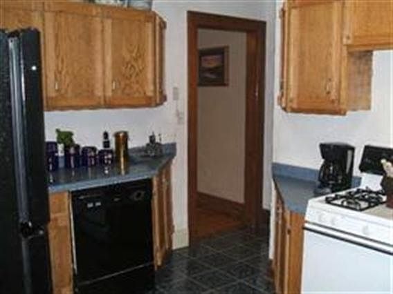 2nd image of 525 S Parker Dr