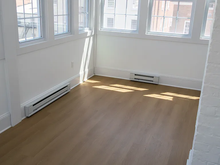 32 Nassau St #3-B — Photo 12