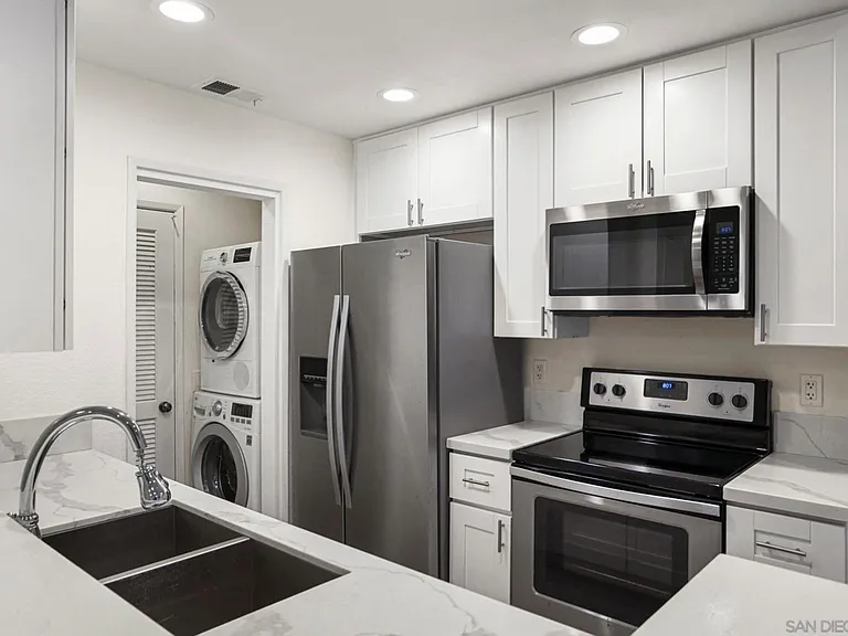 4435 Nobel Dr #41 — Photo 1