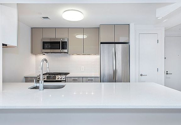 4th image of 171 W 131st St APT 411