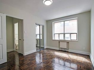 82 Warren Road, Toronto, ON M4V 2R7