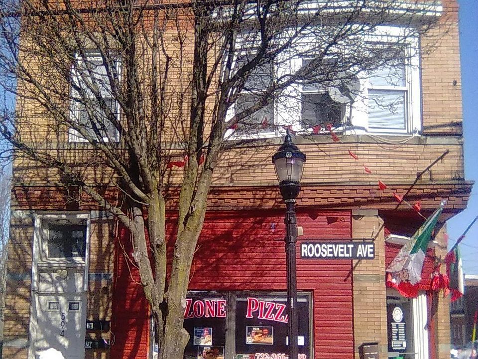 1st image of 594 Roosevelt Ave #2B