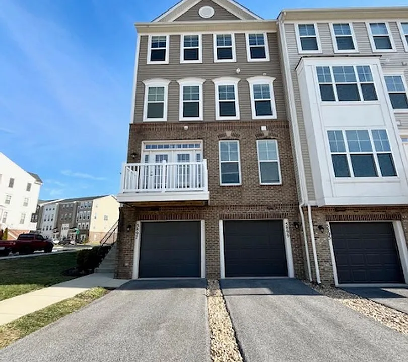 5897 Bella Marie Way