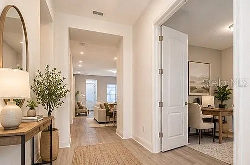 4 bed, 2.5 bath, 2768 sqft, $3,550 — Photo 3